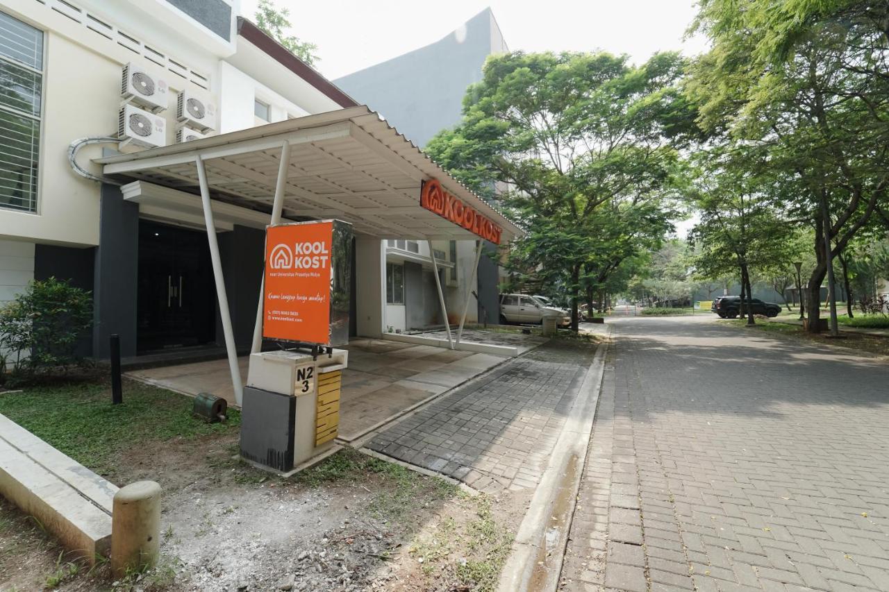 Koolkost Near Universitas Prasetiya Mulya Pagedangan Esterno foto